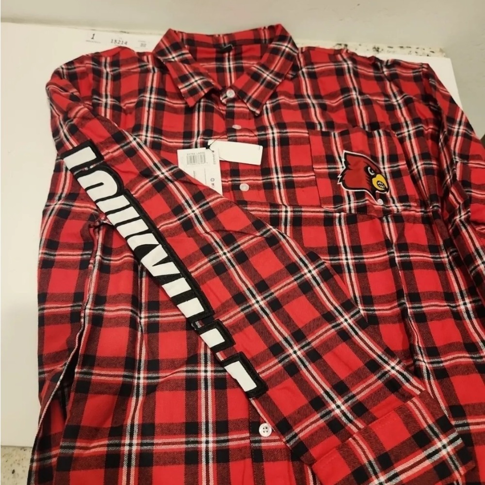 Brand new Louisville Cardinals FOCO plaid flannel long sleeve button up shirt